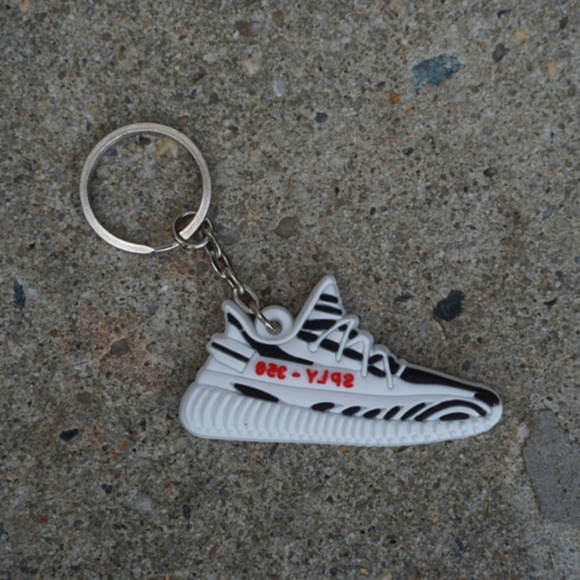 YZY 350 Boost V2 Zebra Sneaker Keychain - Picture 1 of 1